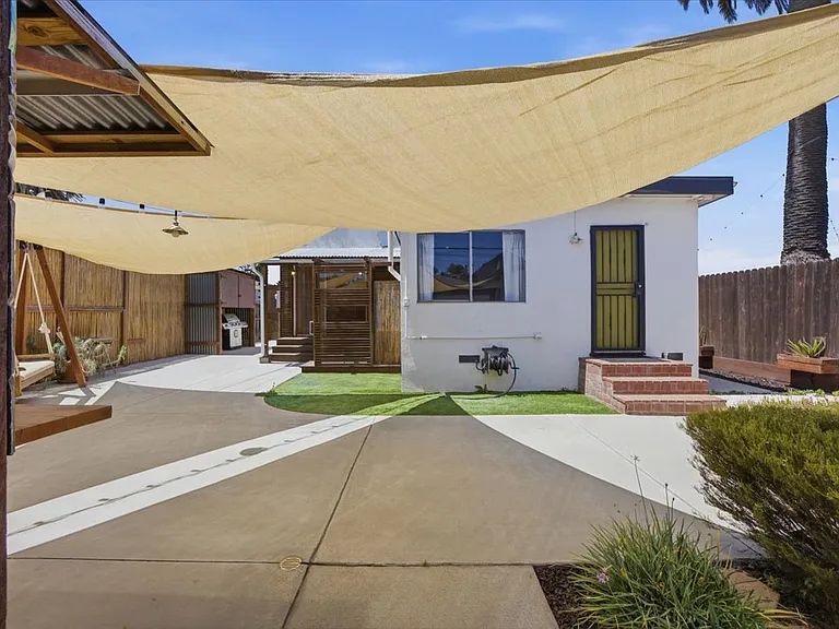 744 Flower Ave — Photo 39