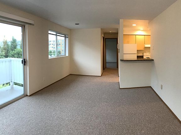 5th image of 4001 SW Edmunds St #301