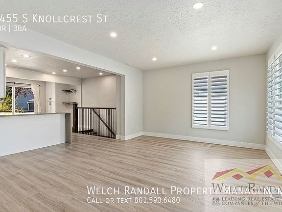 2nd image of 5455 S Knollcrest St