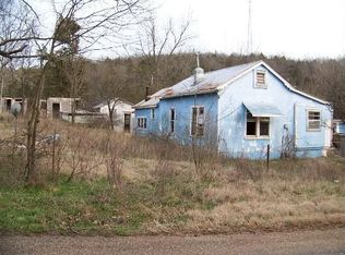 539 Fallen Ash Rd, Yellville, AR 72687