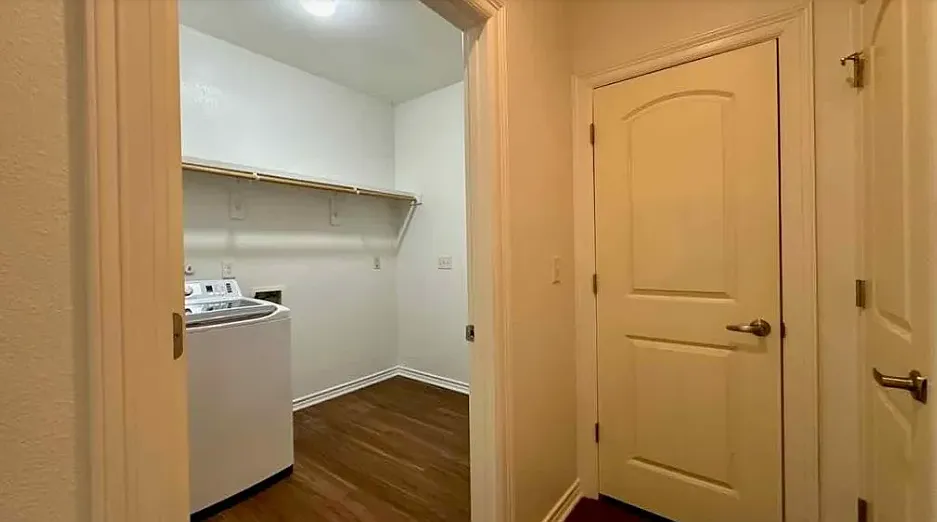 120 Smelker Avenue - 1 — Photo 4