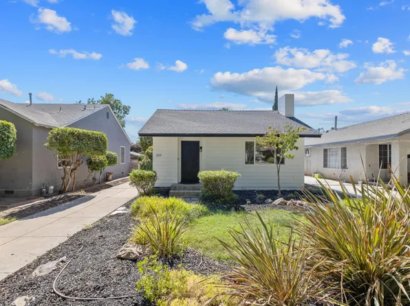 2119 N Adoline Ave, Fresno, CA 93705