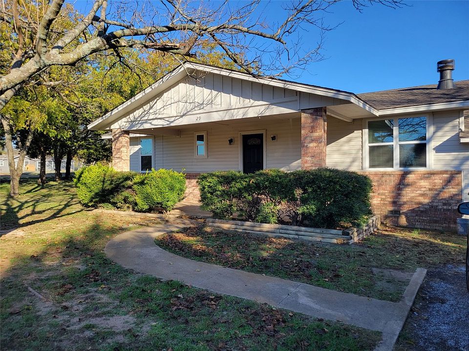 1st image of 29 Parker Dr