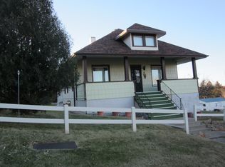 202 S Manderson Ave, Hyannis, NE 69350