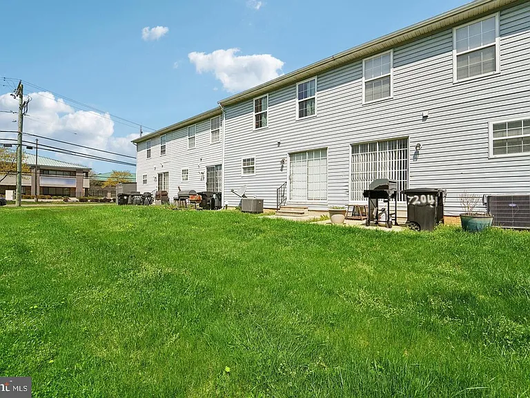 7206 Rutherford Green Cir — Photo 4
