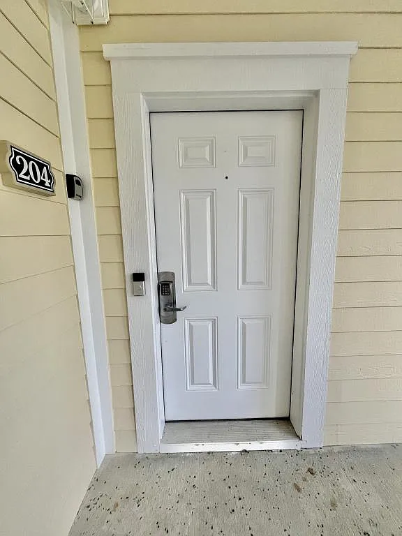 4843 Luster Leaf Cir — Photo 1