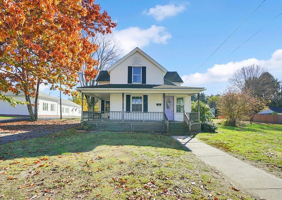 2223 Main St, Three Rivers, MA 01080 Zillow