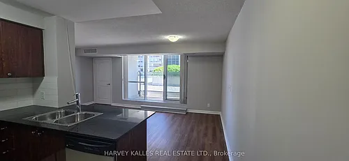 5793 Yonge St Photo 1