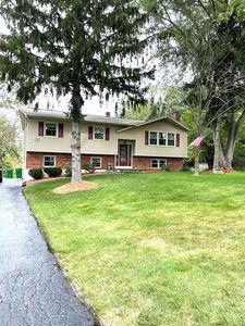 56 Hillview Dr, Poughkeepsie, NY, 12603