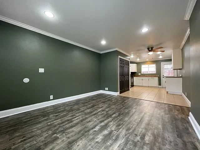 Building Photo - 1440 Oakdale Ave #7