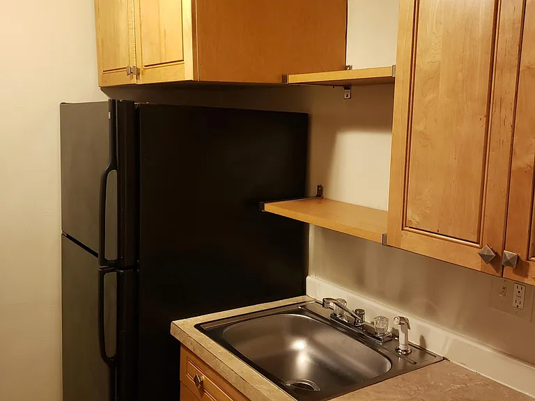 570 Wilson Bridge Dr #OXON HILL — Photo 3