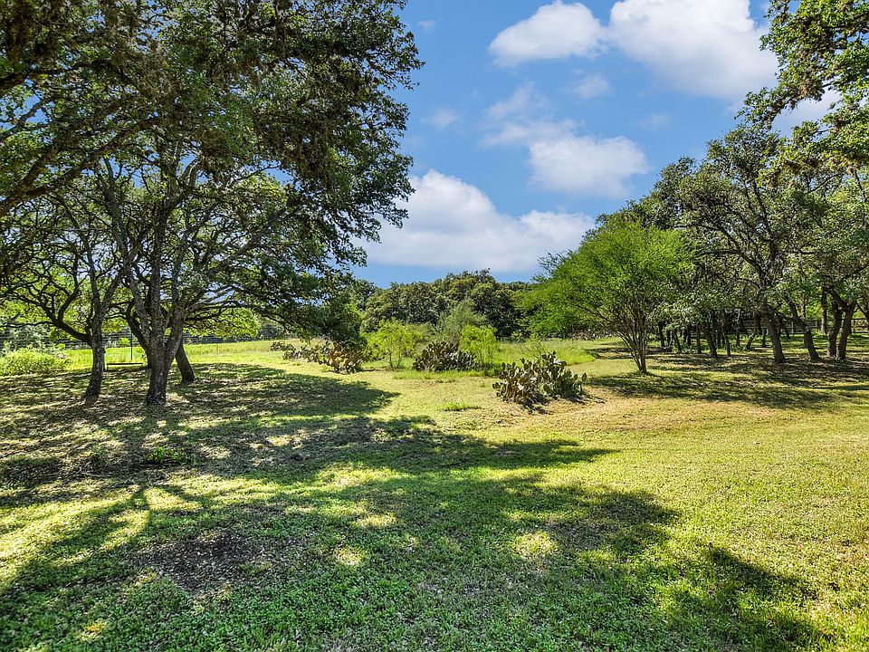 210 Tomahawk Trl, Hill Country Village, TX 78232 Zillow
