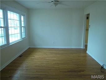 3rd image of 3410 Saint Clovis Ln
