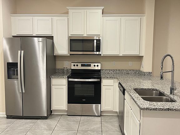 2nd image of 124 Pomona Way