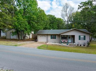 208 Woodland Dr, Cave City, AR 72521