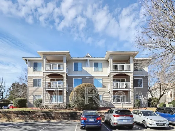 10008 Graduate Ln APT C, Charlotte, NC 28262