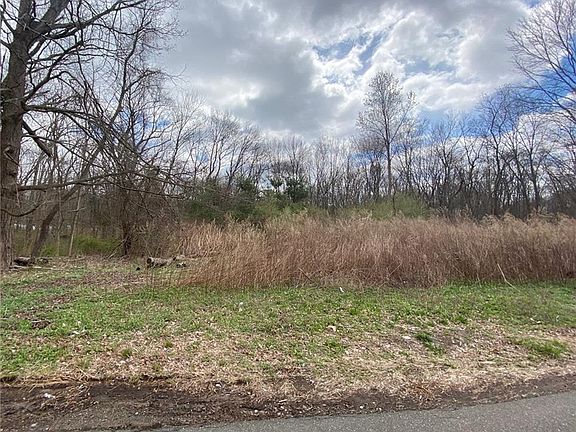 2nd image of 1957 Hartford Tpke
