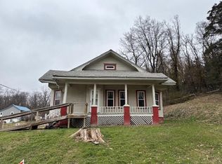 401 N Adams St, Brunswick, MO 65236