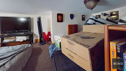 Rented by Bond New York