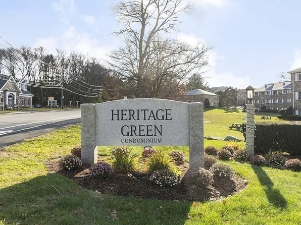 47 Edgelawn Ave APT 12, North Andover, MA 01845