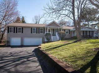 6511 Mardon Dr, Concord Township, OH 44077