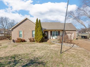 3018 West Dr, Greenbrier, TN 37073
