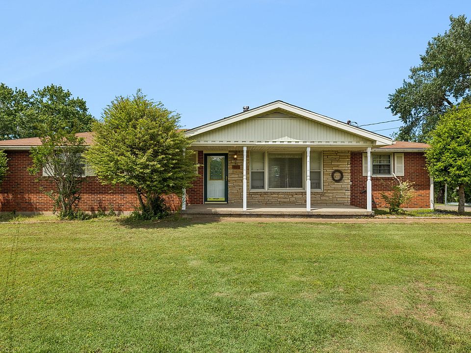1st image of 209 Rosehill Dr