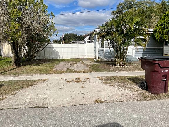 2nd image of 1012 8th St