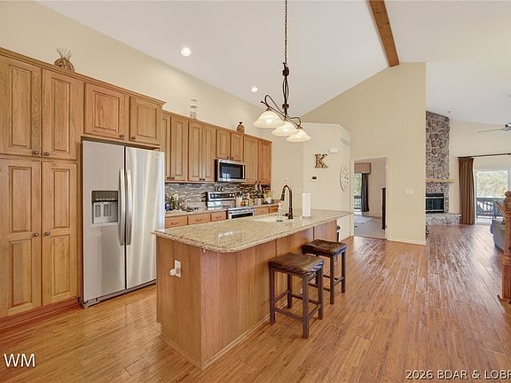 5th image of 602 Fox Ridge Way