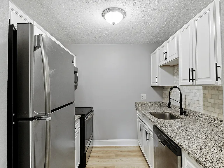Spacious Kitchen