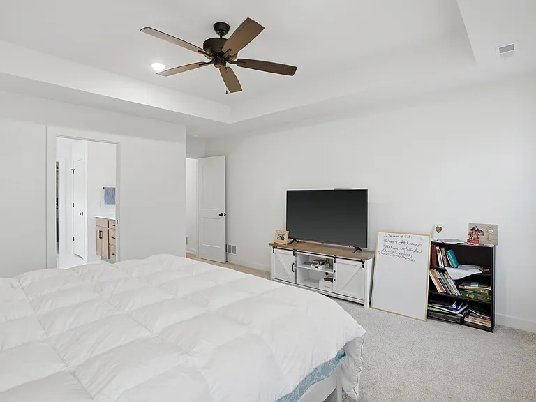 2305 N Traveller Dr — Photo 23