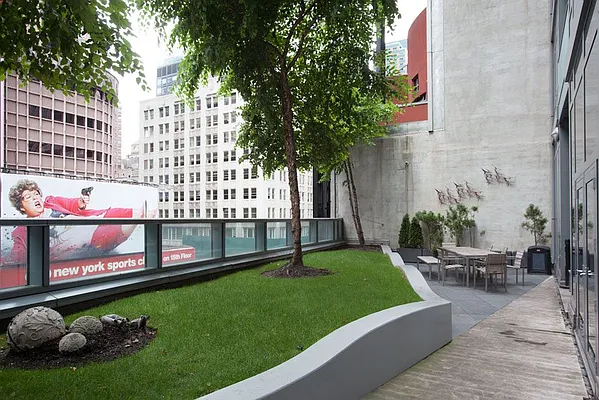 Rented by (Legacy) Elegran | media 25