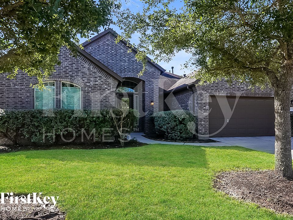 1st image of 27727 Halls Farms Ln