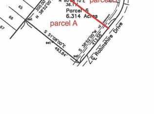 11835 Robinshire St, Temperance, MI 48182