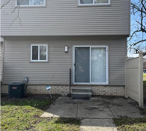 2nd image of 1406 Astor Ave