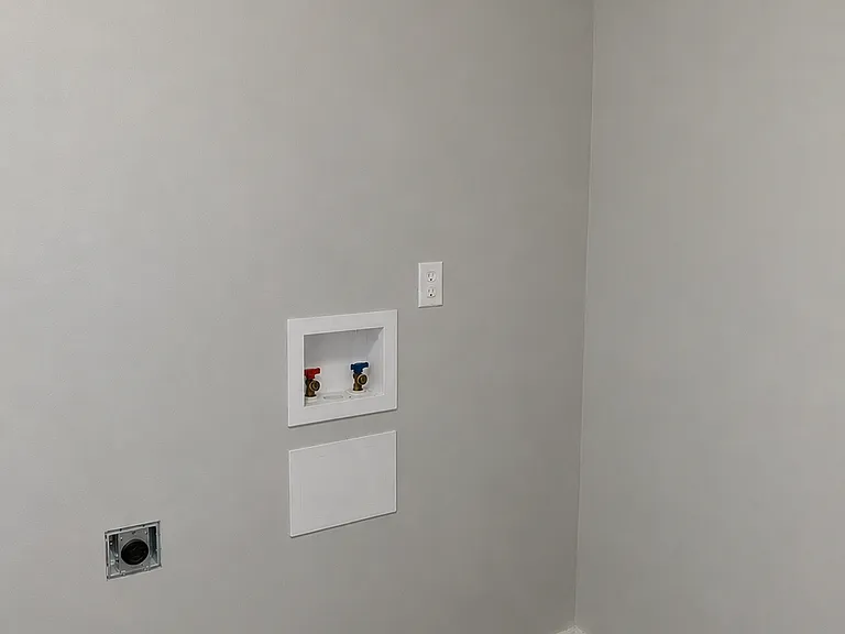 1314 Avalon Dr — Photo 12