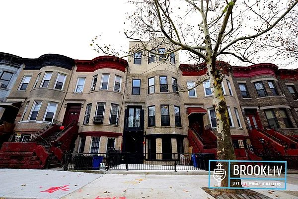 Rented by null | media 8