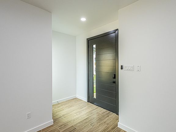 4th image of 3708 Birge Dr