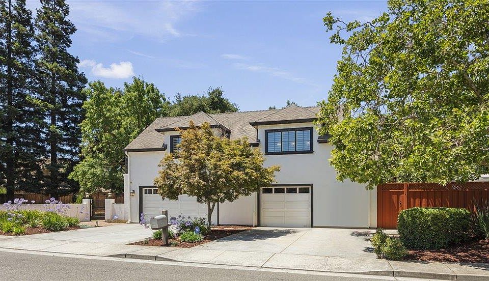 1st image of 16995 Pine Way