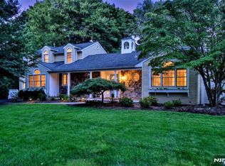 379 Martom Rd, Wyckoff, NJ 07481