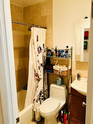 Rented by Owner | media 35