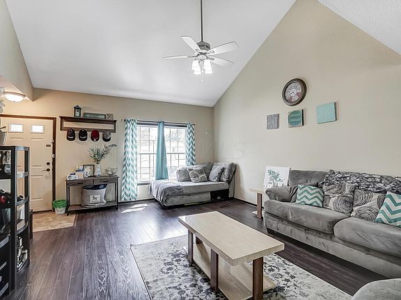 5th image of 7846 Brianna Dr