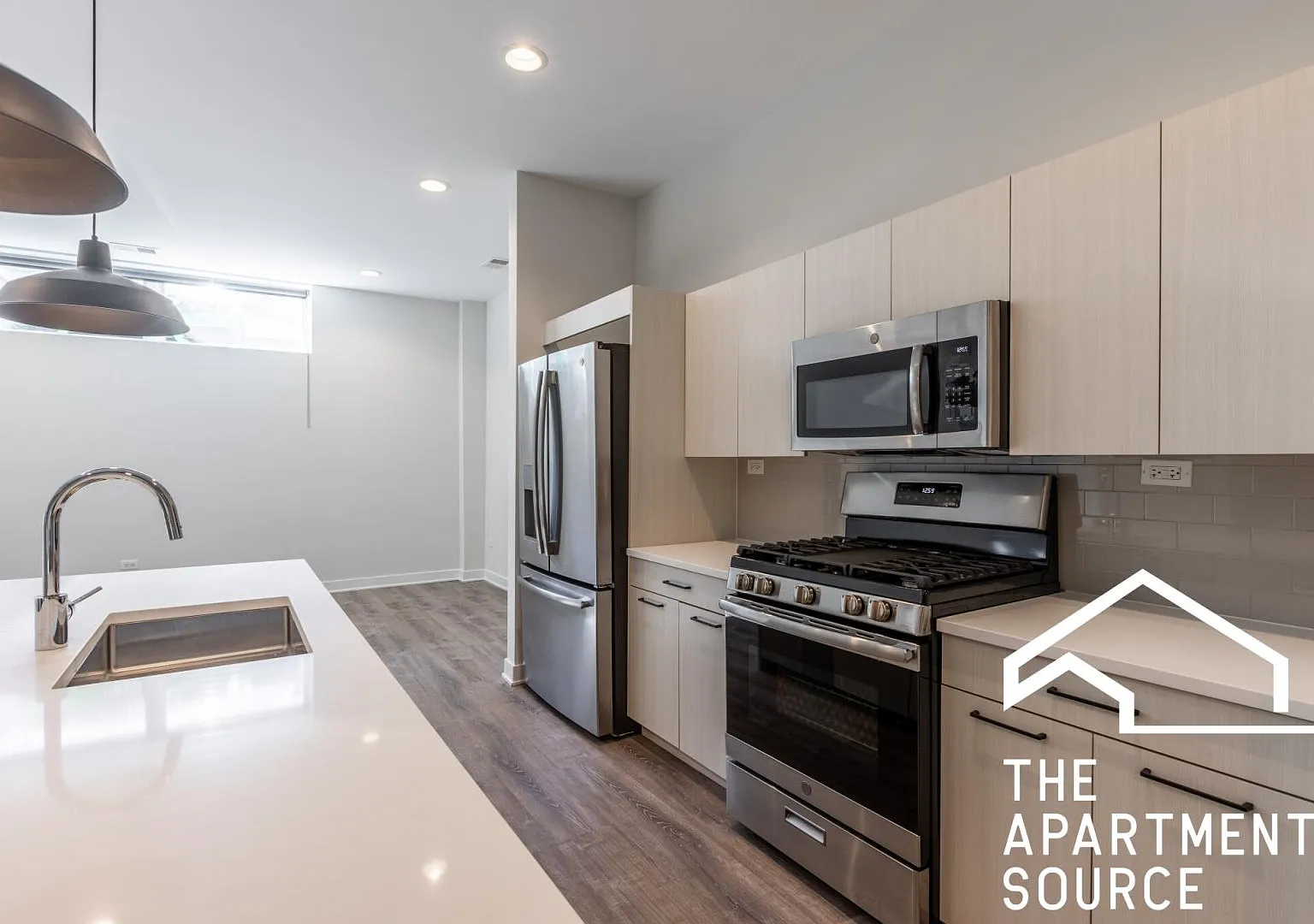 2247 West Lawrence Avenue #2 — Photo 4