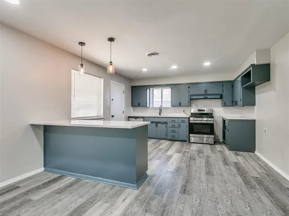 1340 SW 68th St, Oklahoma City, OK 73159