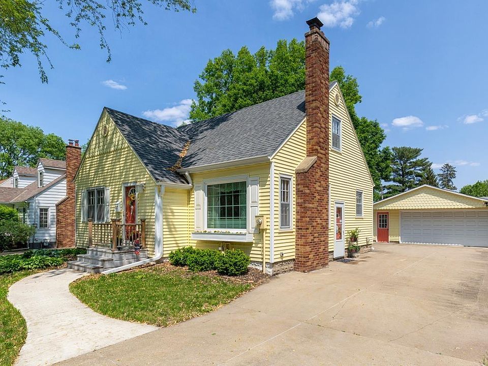 1017 Kimball Ave, Waterloo, IA 50702 Zillow