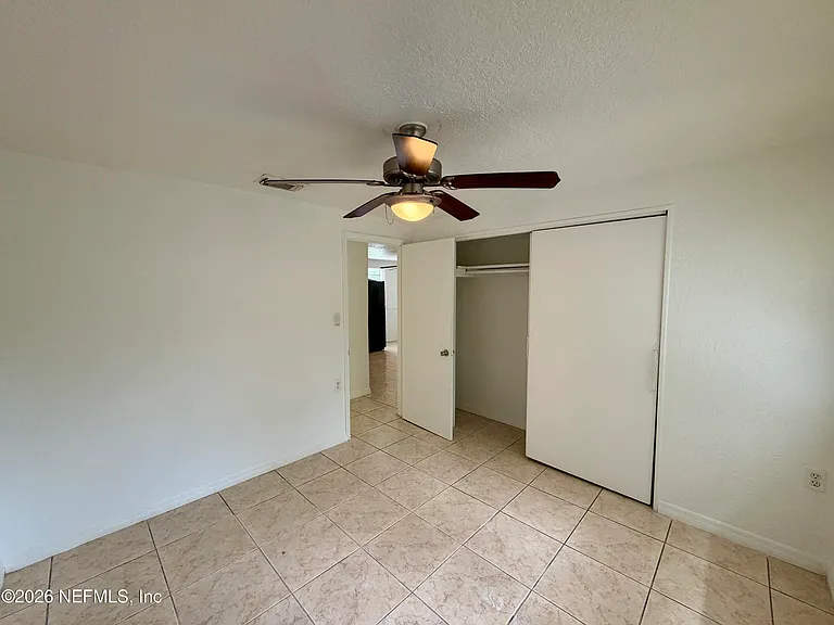 5903 Droad St — Photo 9