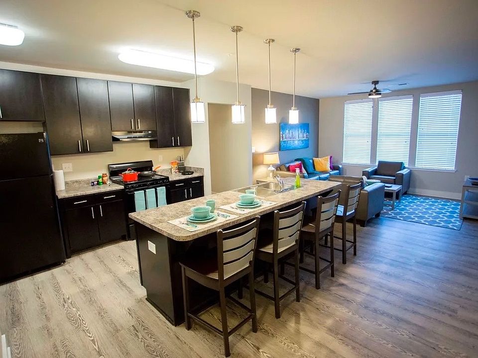 1st image of 380 Oasis Way 146 #B-137-149