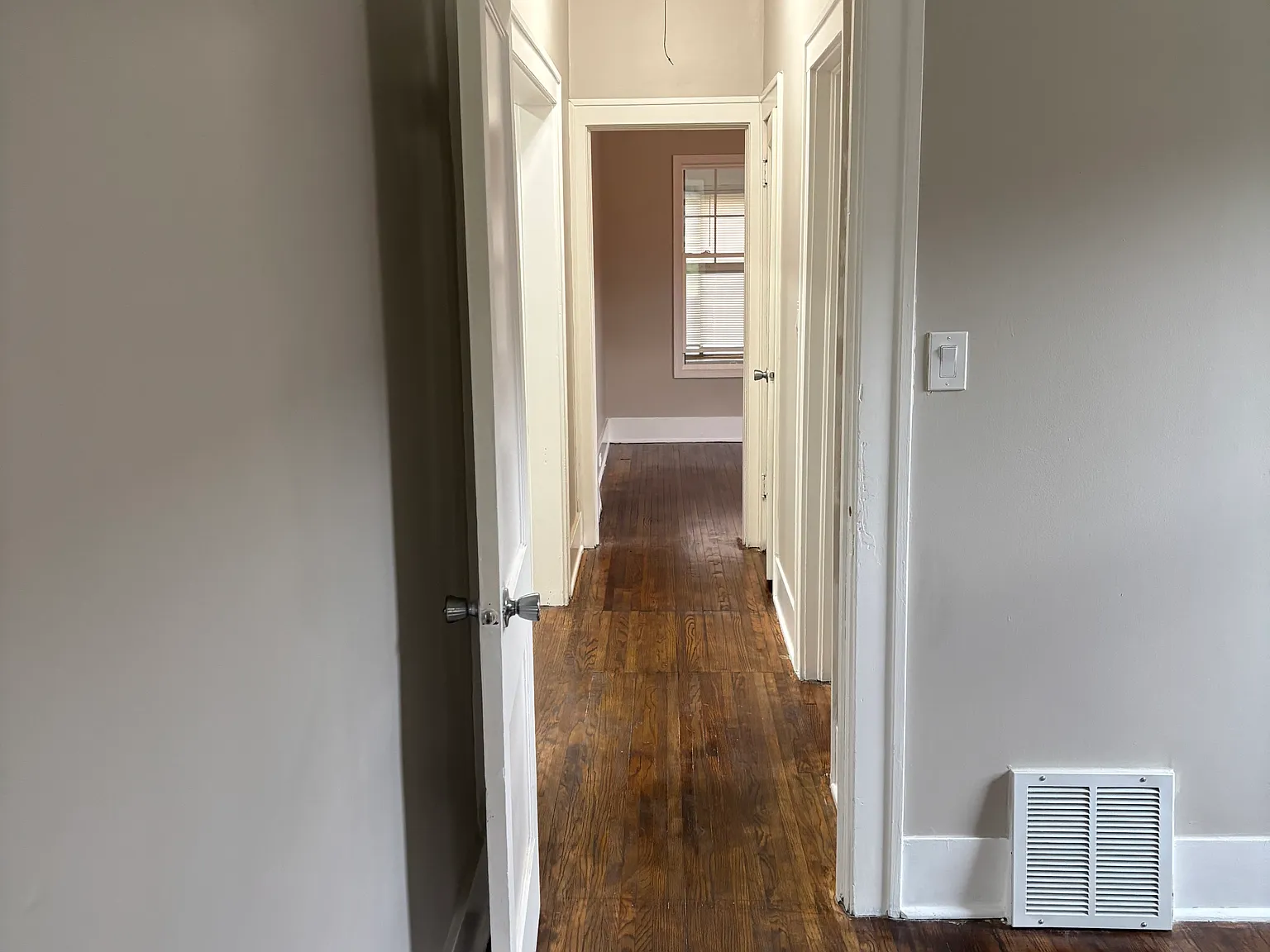 2 bed, 1008 sqft, $1,000 — Photo 2