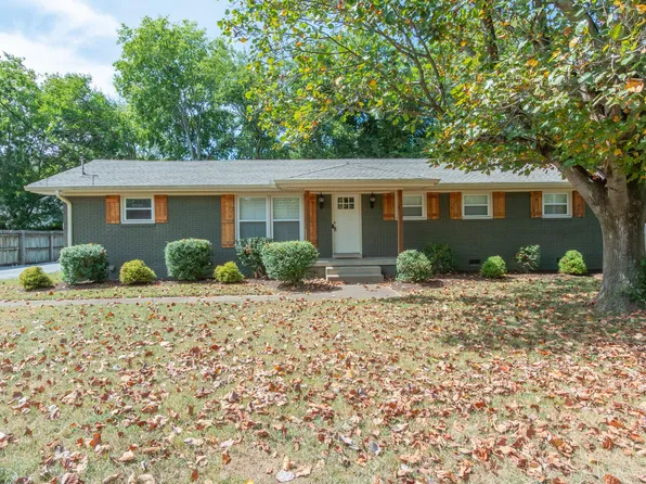 1515 N Tennessee Blvd, Murfreesboro, TN 37130