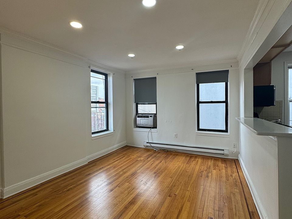 1st image of 884 Bedford Ave #4R